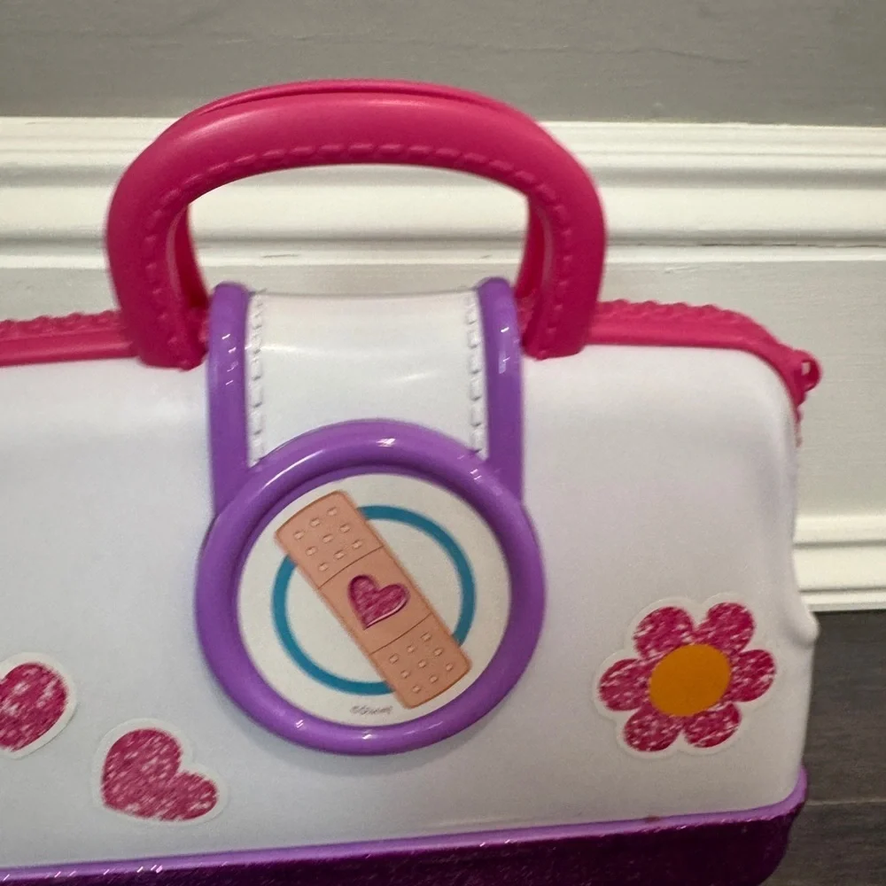 Disney Doc McStuffins Pink and Purple Doctor's Bag Toy Accessories Girl Pretend